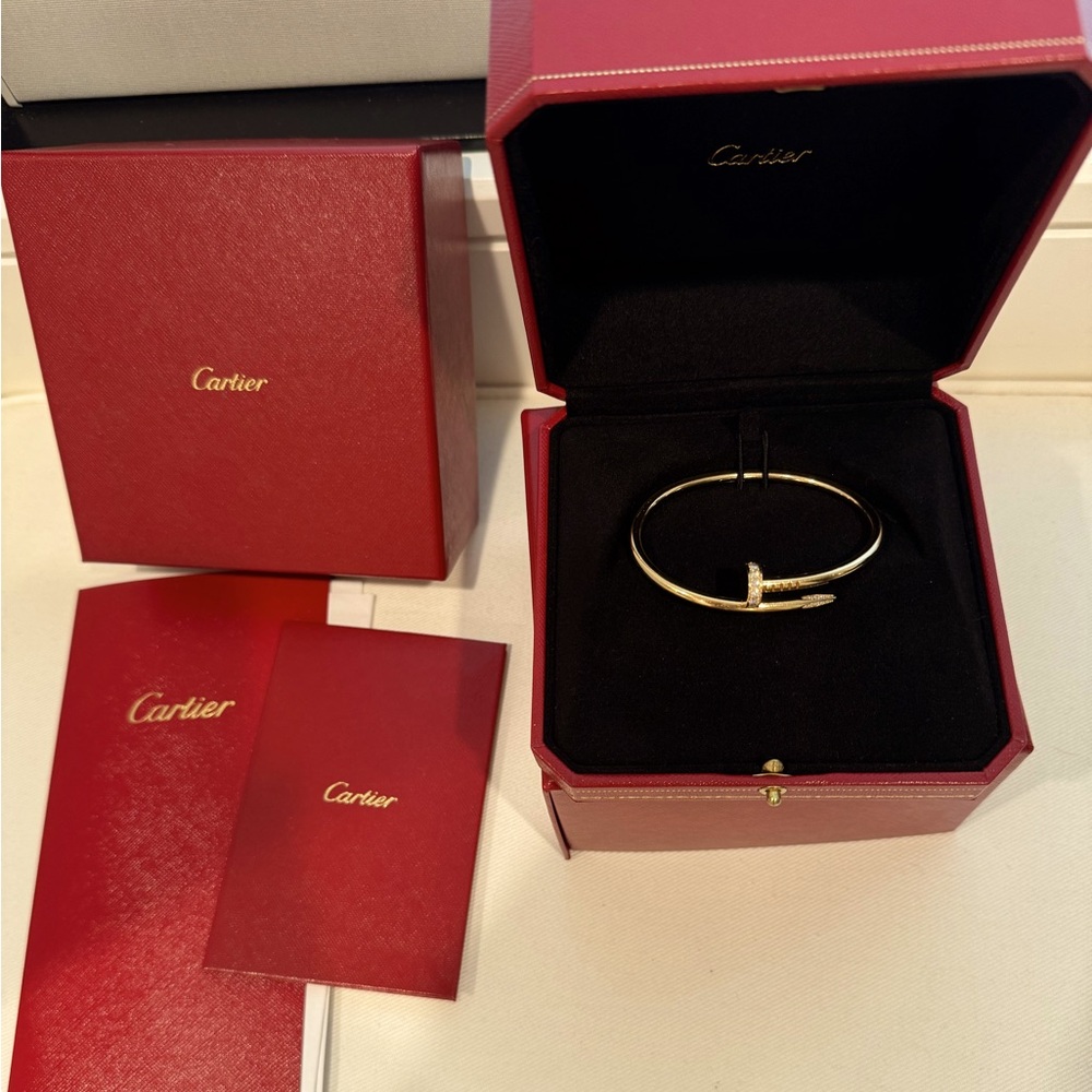 Cartier- juste un clou bracelet ( diamond)